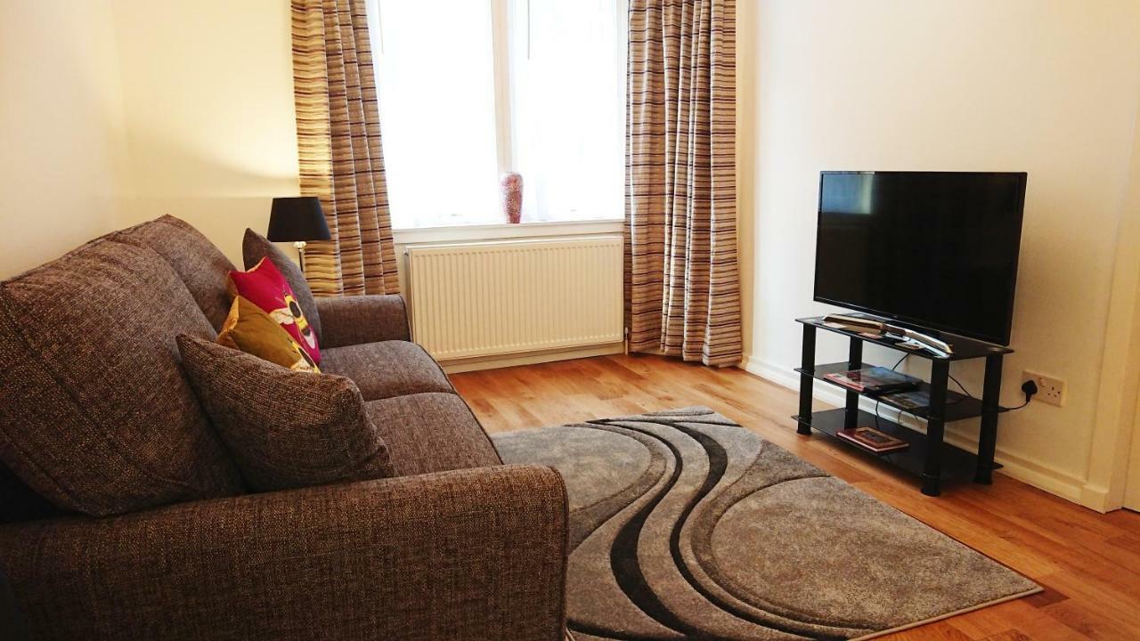 Violet Bank West End. * Эдинбург