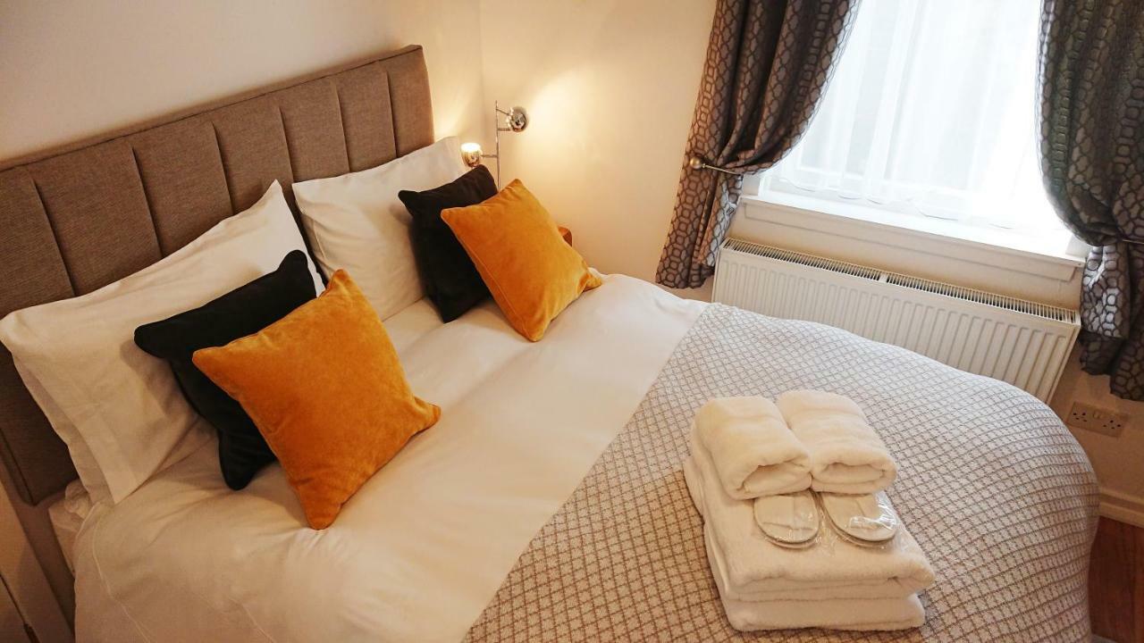 Апартаменты Violet Bank West End. *